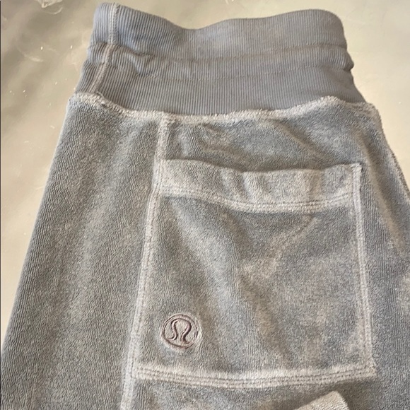 LuLu Lemon Terry Shorts - Picture 3 of 6